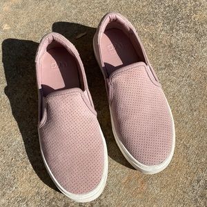 UGG Perforated sneaker
